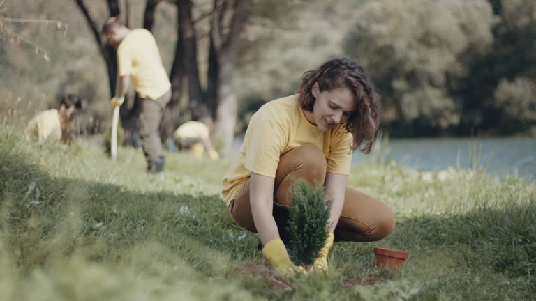 Best Lawn Irrigation Installation and Maintenance  in Hurstbourne Acres, KY